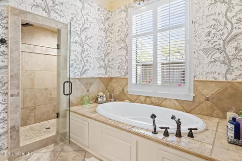 Bath - 115 Royal Lytham, Jackson, MS 39211 photo 2 of 5