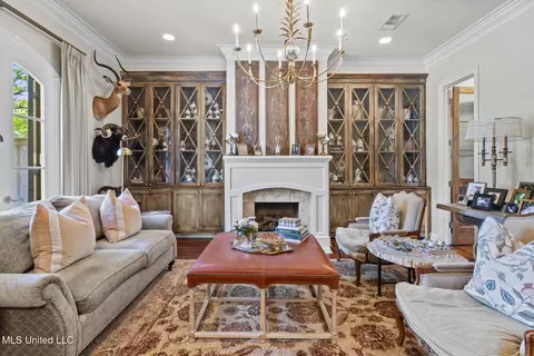 Living - 115 Royal Lytham, Jackson, MS 39211 photo 1 of 6