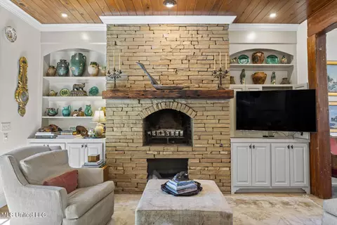 Living - 115 Royal Lytham, Jackson, MS 39211 photo 5 of 6