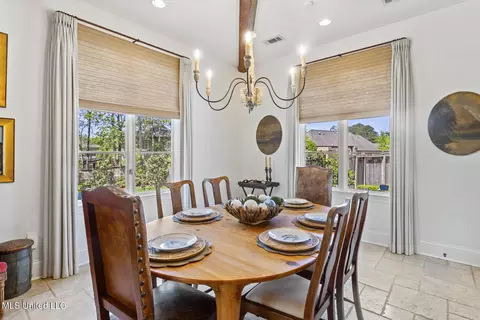 Dining - 115 Royal Lytham, Jackson, MS 39211 photo 3 of 3
