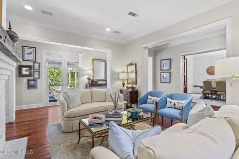 Living - 115 Royal Lytham, Jackson, MS 39211 photo 3 of 6
