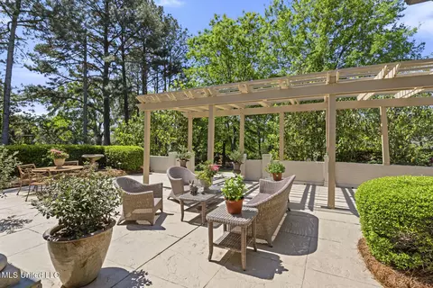 Exterior - 115 Royal Lytham, Jackson, MS 39211 photo 6 of 11