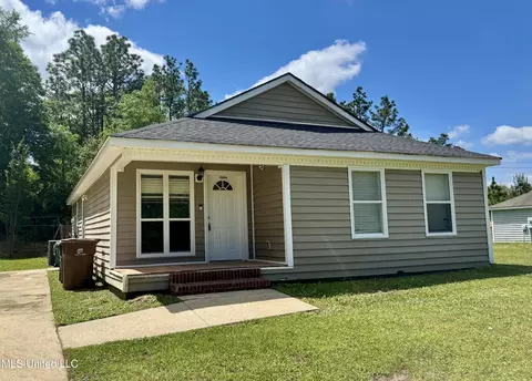 19211 Crestwick St, Saucier, MS 39574