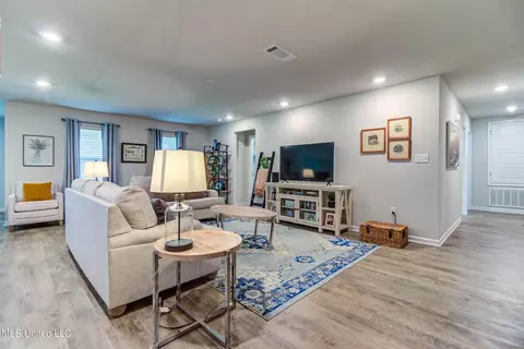 1007 Enclave Cir, Long Beach, MS 39560 photo 7