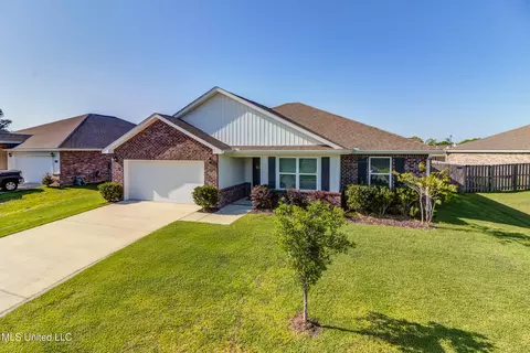 1007 Enclave Cir, Long Beach, MS 39560 photo 2