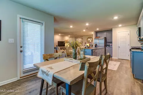 1007 Enclave Cir, Long Beach, MS 39560 photo 33