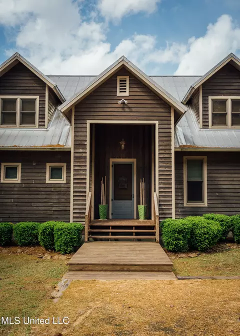 7289 County Road 53, Carrollton, MS 38917