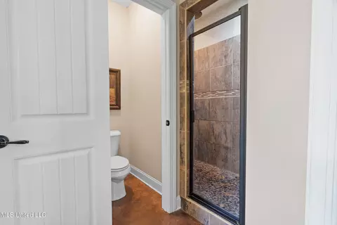 Entry Way - 2850 Horn Lake Rd, Hernando, MS 38632 photo 3 of 6