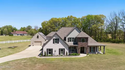 Exterior - 2850 Horn Lake Rd, Hernando, MS 38632 photo 6 of 12