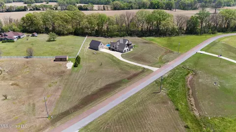View/Area - 2850 Horn Lake Rd, Hernando, MS 38632 photo 3 of 6