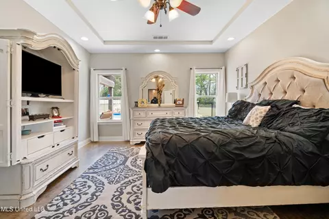 Bedroom - 2850 Horn Lake Rd, Hernando, MS 38632 photo 2 of 5