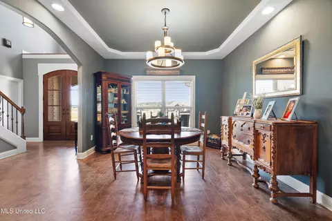 Dining - 2850 Horn Lake Rd, Hernando, MS 38632 photo 1 of 1