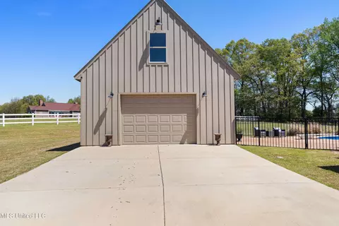 Other - 2850 Horn Lake Rd, Hernando, MS 38632 photo 1 of 16