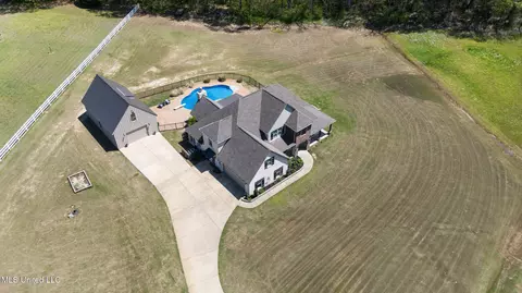 View/Area - 2850 Horn Lake Rd, Hernando, MS 38632 photo 2 of 6