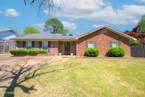 1234 Claiborne Dr, Southaven, MS 38671