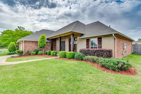 518 Springhill Xing, Brandon, MS 39047