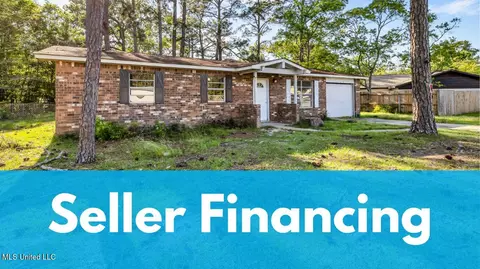 2313 Ladnier Rd, Gautier, MS 39553