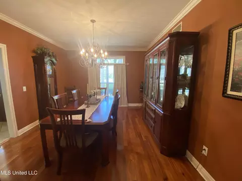 Dining - 140 Oak View Dr, Terry, MS 39170 photo 5 of 6