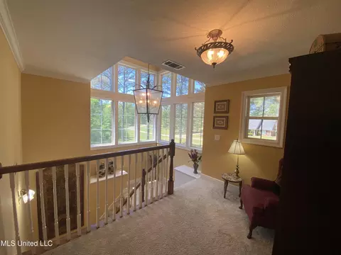 Entry Way - 140 Oak View Dr, Terry, MS 39170 photo 7 of 10