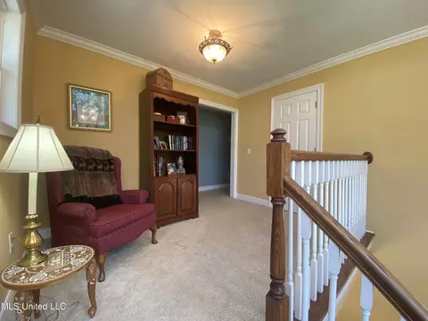Entry Way - 140 Oak View Dr, Terry, MS 39170 photo 6 of 10