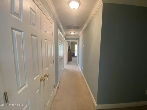 Entry Way - 140 Oak View Dr, Terry, MS 39170 photo 10 of 10