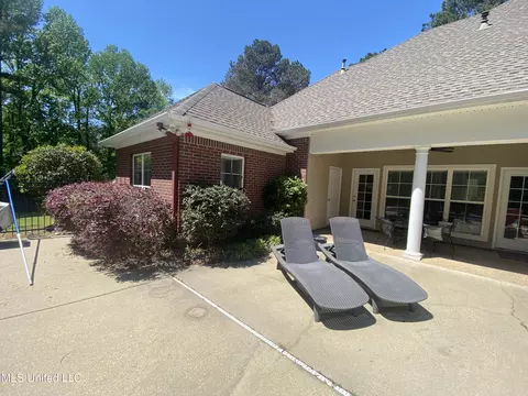 Exterior - 140 Oak View Dr, Terry, MS 39170 photo 14 of 16