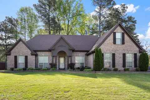 9777 Dorothy Dr, Olive Branch, MS 38654