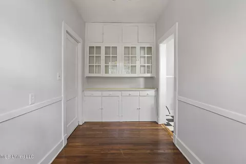 Entry Way - 1621 St Ann St, Jackson, MS 39202 photo 1 of 1