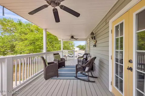 Exterior - 421 E 4th St, Long Beach, MS 39560 photo 4 of 10