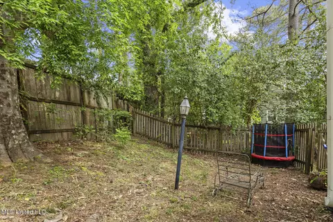 Exterior - 141 River Park Dr, Jackson, MS 39202 photo 5 of 10