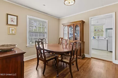 Dining - 141 River Park Dr, Jackson, MS 39202 photo 1 of 2