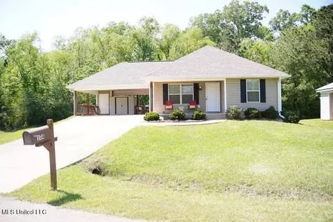 144 Cedar Brook Dr, Pearl, MS 39208