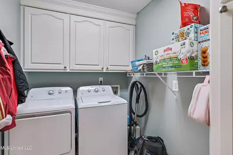 Other - 329 Cherry Bark Dr, Brandon, MS 39047 photo 5 of 6