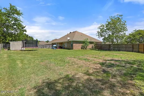 Exterior - 329 Cherry Bark Dr, Brandon, MS 39047 photo 3 of 5