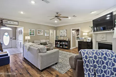 Other - 329 Cherry Bark Dr, Brandon, MS 39047 photo 3 of 6
