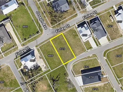 4715 Finley St, Gulfport, MS 39501