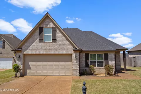 7889 Hemlock Dr, Southaven, MS 38671