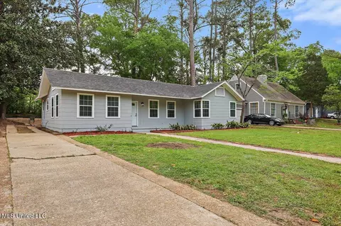 Exterior - 4560 Meadowridge Dr, Jackson, MS 39206 photo 1 of 5