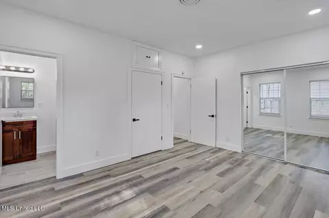 Bedroom - 4560 Meadowridge Dr, Jackson, MS 39206 photo 1 of 1
