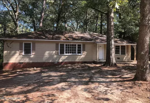 2462 Paden St, Jackson, MS 39204