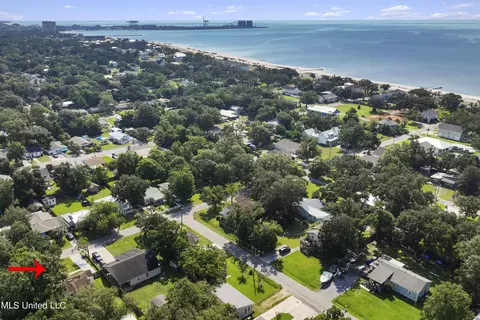 View/Area - 124 S Ocean Wave Ave, Long Beach, MS 39560 photo 2 of 3