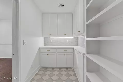 Other - 440 Armour Dr, Jackson, MS 39211 photo 7 of 9