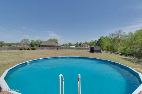Exterior - 742 Moore Loop, Byhalia, MS 38611 photo 6 of 7
