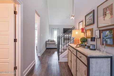 Entry Way - 742 Moore Loop, Byhalia, MS 38611 photo 1 of 5