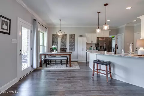 Dining - 742 Moore Loop, Byhalia, MS 38611 photo 1 of 2