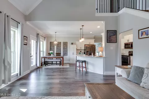 Entry Way - 742 Moore Loop, Byhalia, MS 38611 photo 3 of 5