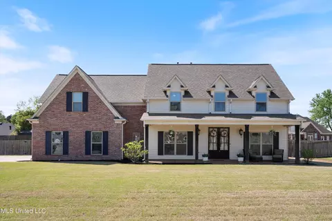 5525 E Pointe Dr, Southaven, MS 38672