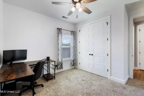 5525 E Pointe Dr, Southaven, MS 38672 photo 16