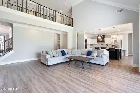 5525 E Pointe Dr, Southaven, MS 38672 photo 7