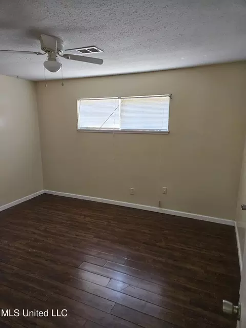 5604 Hearn St, Jackson, MS 39206 photo 7